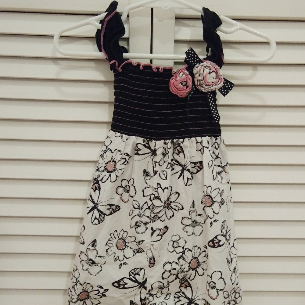 💜Floral and butterfly style romper Size 18 months